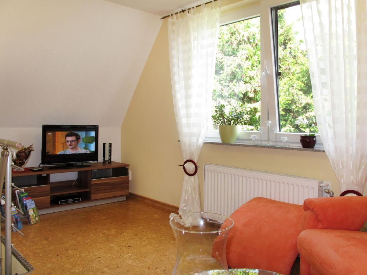 Holiday Home Jutta Trent Bagian luar foto